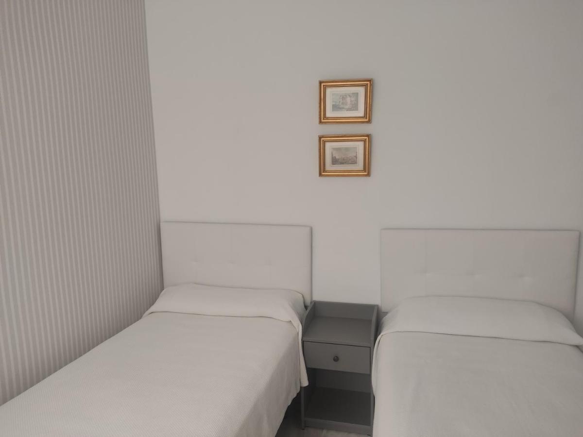 Apartamento MORCHE -TORROX PRIMERA LINEA DE PLAYA Exterior foto